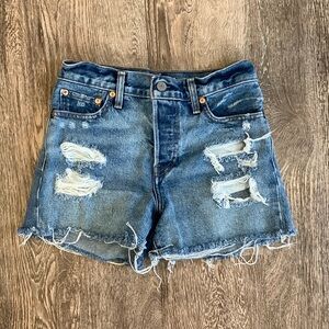 Levi’s Wedgie Shorts